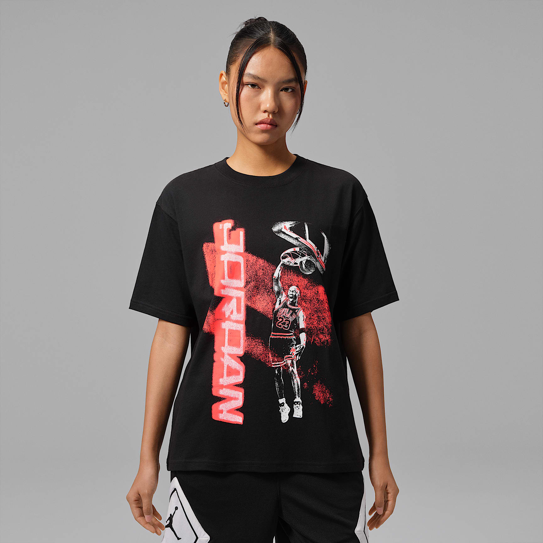 Jordan グラフィックデザイン シャツ パンツXL NIKE公式】ジョーダン スポーツ ウィメンズ Dri-FIT グラフィック T